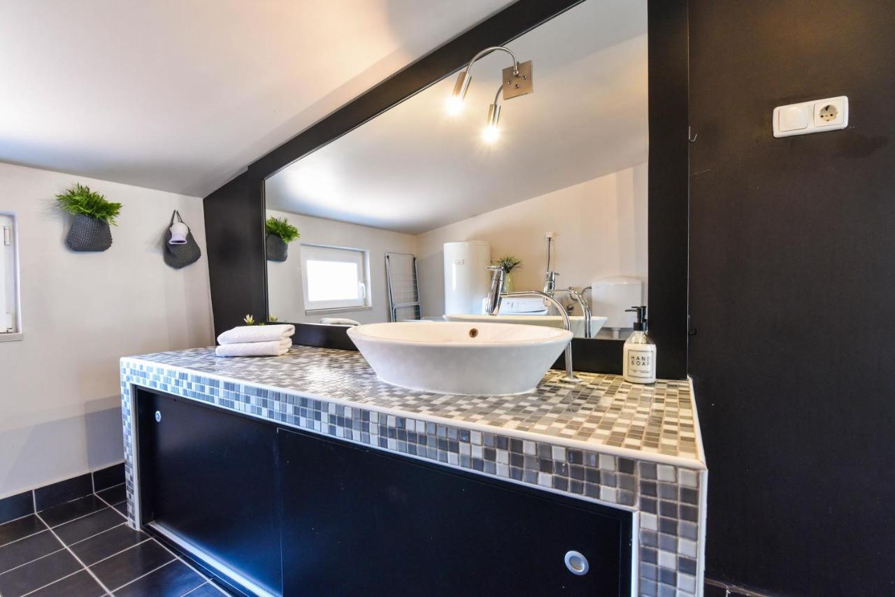 Rory Apartments ザダル エクステリア 写真